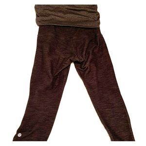 Lululemon charcoal grey capris